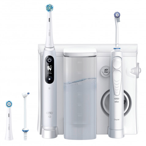 Oral-B iO Series 6 Oral Health Center +